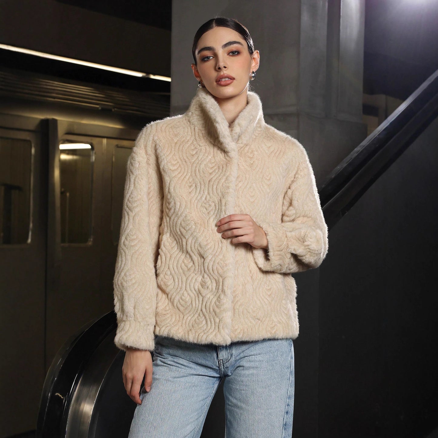 High Neck Long Sleeved Thick Coat