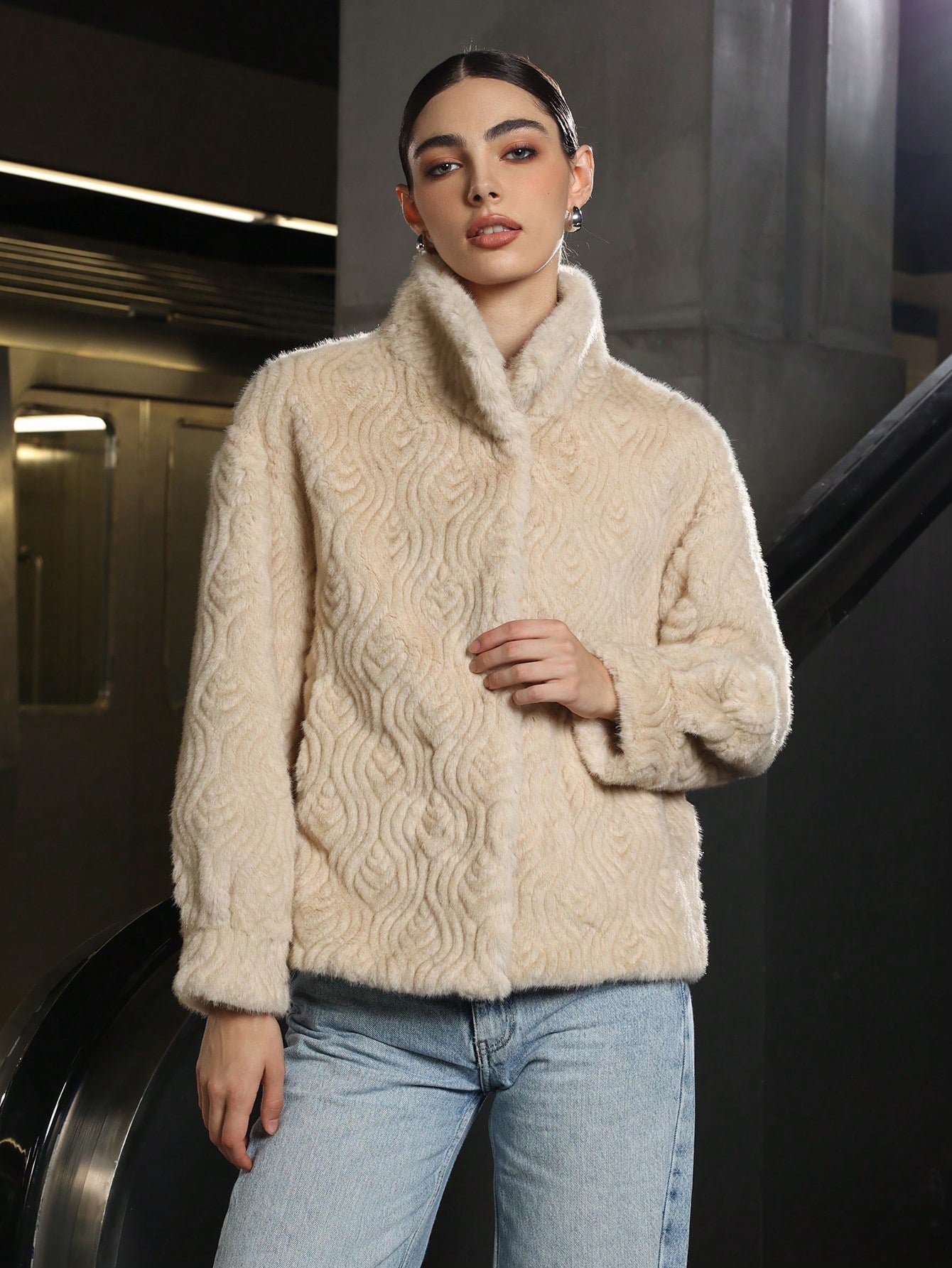 High Neck Long Sleeved Thick Coat